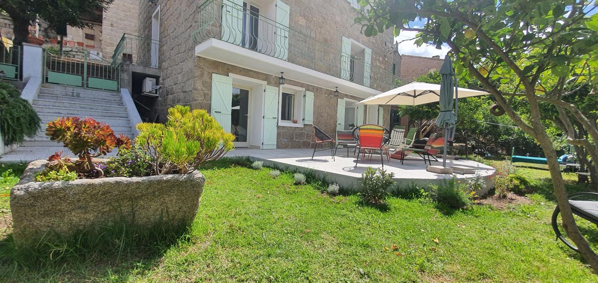 Charmant Appartement En Rez De Jardin Sartène Exterior foto